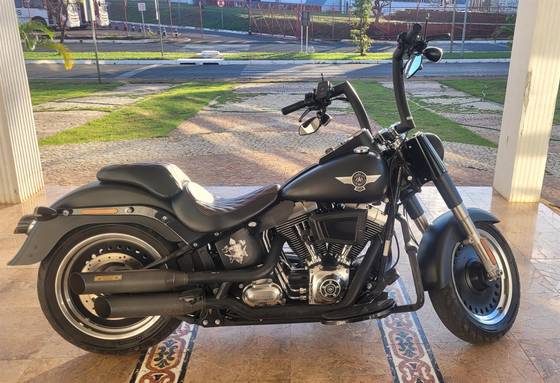 HARLEY-DAVIDSON FAT BOY FLSTF 